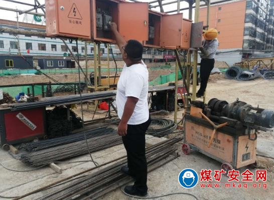 朔煤宏程公司開展汛期用電安全專項排查