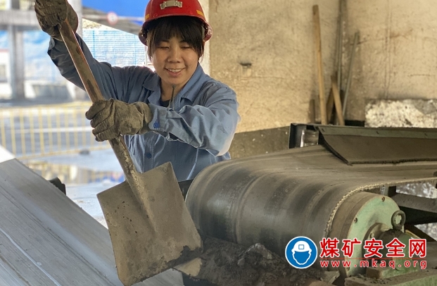 陜煤陜北礦業涌鑫公司：最美不過巾幗色  不讓須眉展英姿