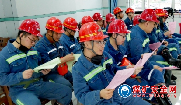 晉能控股煤業公司小峪煤業公司安全生產月活動之宣傳咨詢活動