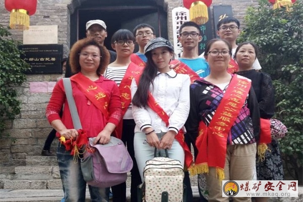 電工程學院青年志愿者協會參加徐州民俗博物館志愿者活動