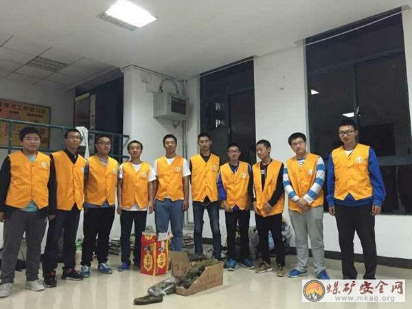 礦業學院樂恩服務隊舉辦1017扶貧募捐活動