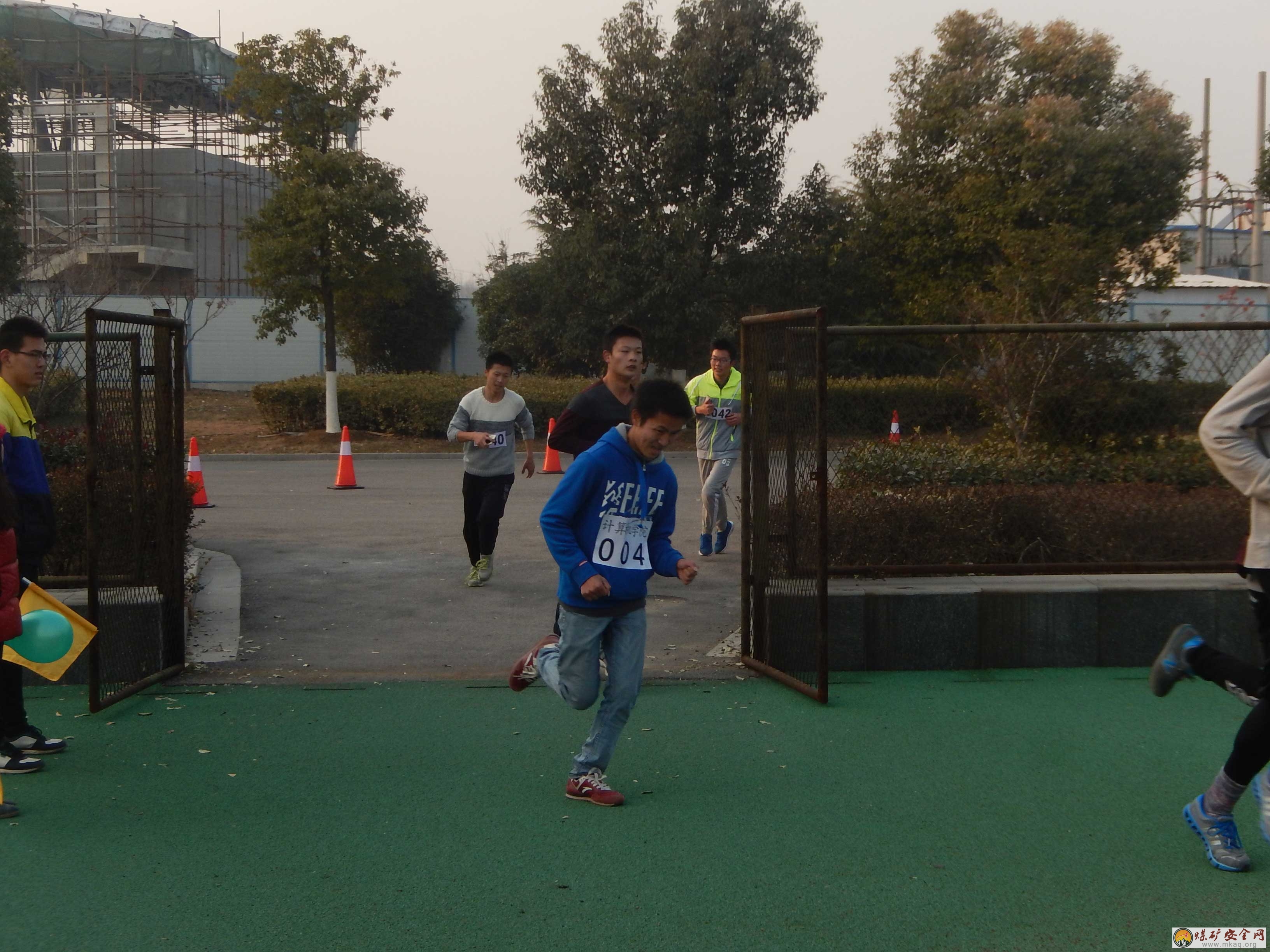 中國礦業大學計算機學子積極參加元旦大學生長跑比賽