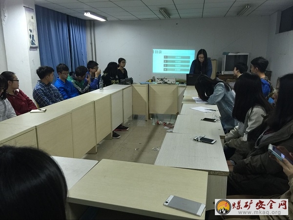 管理學院心理服務部進行第一學期述職匯報