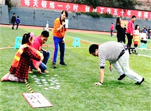 為了孩子， 加油！ 何建民攝影作品