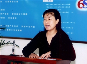 安全協管員 真情唱響礦井安全歌----記山西潞安集團常村煤礦“十大女杰”申巧玲先進事跡