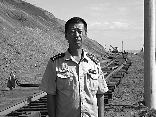 舍場上的忠誠護衛——記保衛武裝部電鐵直屬大隊東舍場中隊隊員高軍