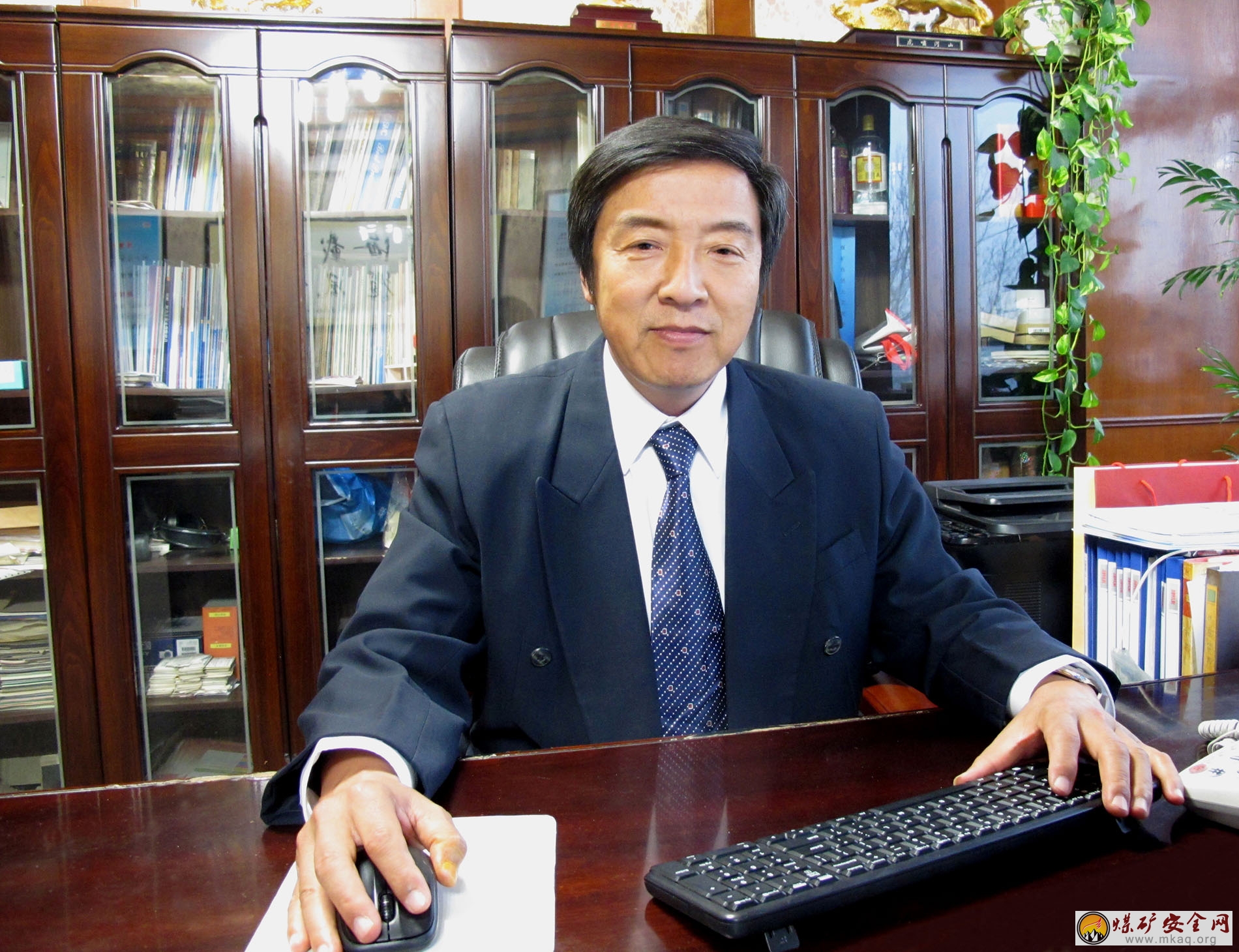創新爭先，用戶至上—走新形勢下的企業創新發展之路—專訪煤礦自燃火災束管色譜監測系統發明者 淄博祥龍測控技術有限公司董事長白念祥