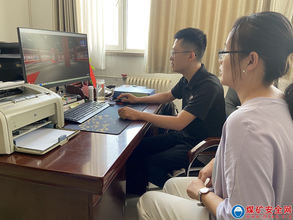 煤業集團晟泰公司組織干部員工參觀山西省慶祝中國共產黨成立100周年圖片展網上展館