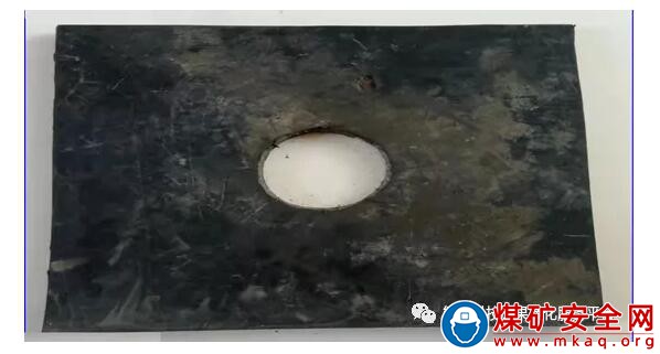 預裂鉆機除塵罩改造