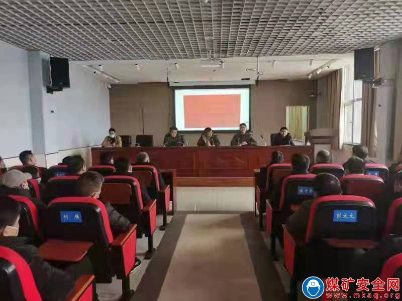河南能源義煤公司義絡煤業與縣技校開展校企合作企業新型學徒制培訓