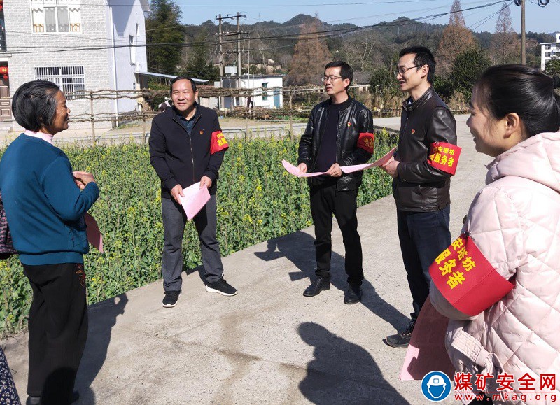 塔坊鎮筑牢反詐“防護墻” 護緊群眾“錢袋子”