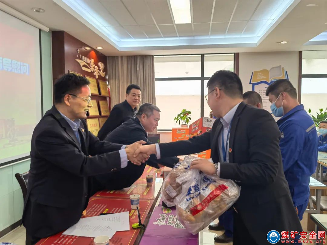 陜西中能煤田有限公司：工作健康兩手抓，向職業病說NO！