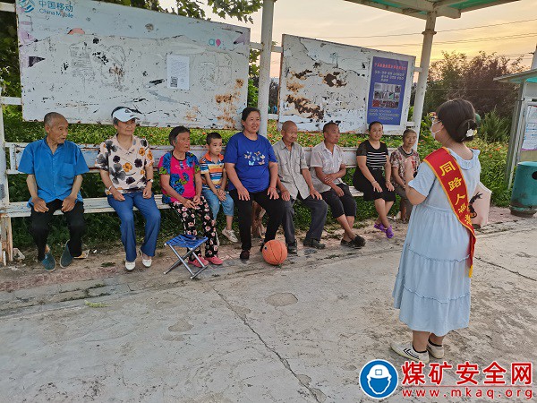 “傳承精神，發揚智慧”——中國礦業大學同路人巡講團成員前往寧縣昔溝村社區進行快板宣講