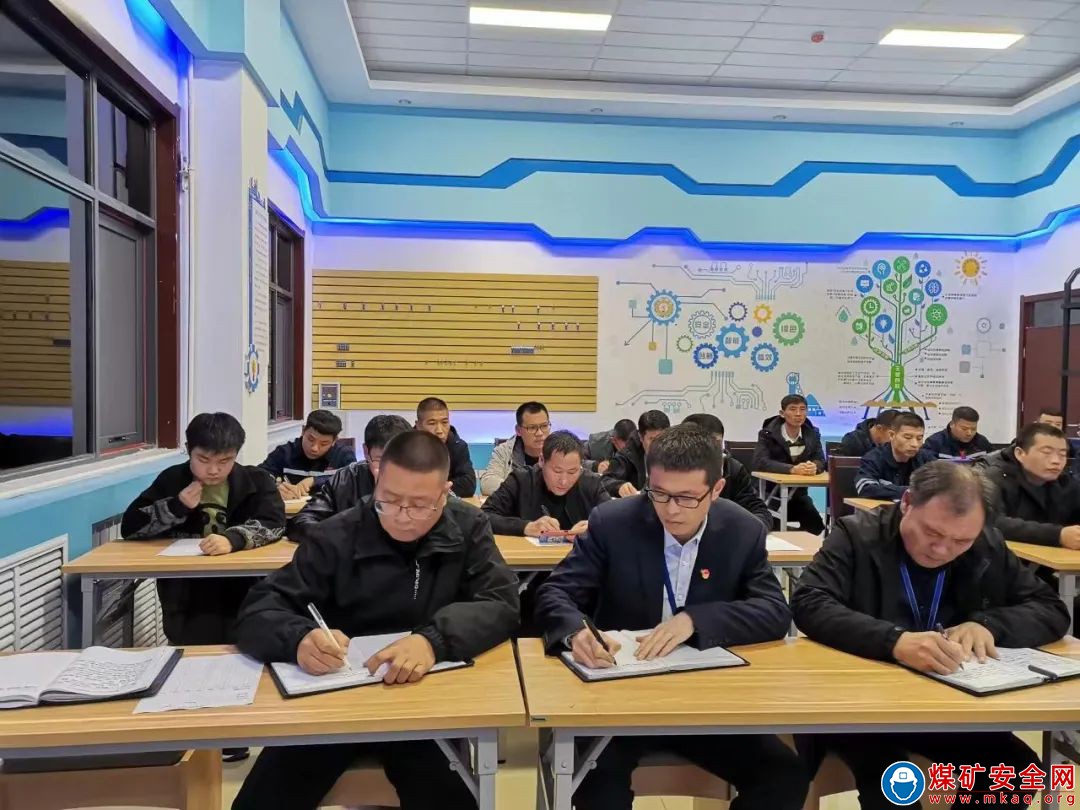 中能煤礦生產運營公司開展“抓管理，提技能，強素質，保百安”活動