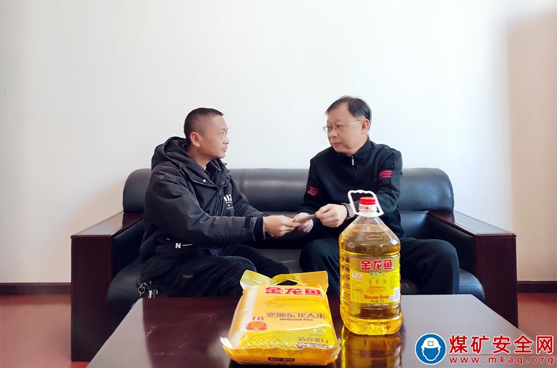華榮能源攀枝花礦機公司春節慰問暖人心
