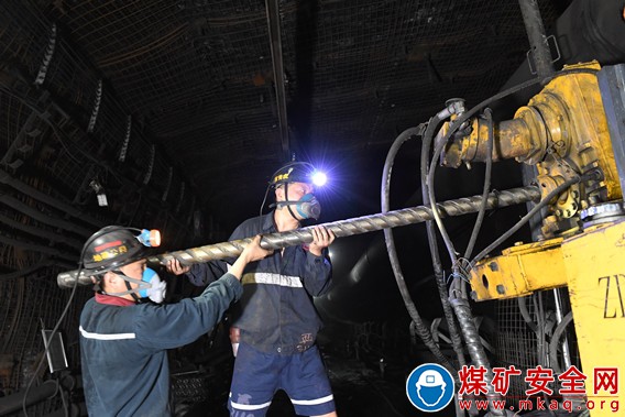 中煤新集地勘公司：強化生產組織 促進鉆孔提效