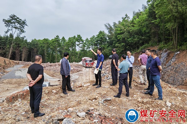 川煤華榮龍灘公司：現場踏勘定方案 北翼風井建設提速
