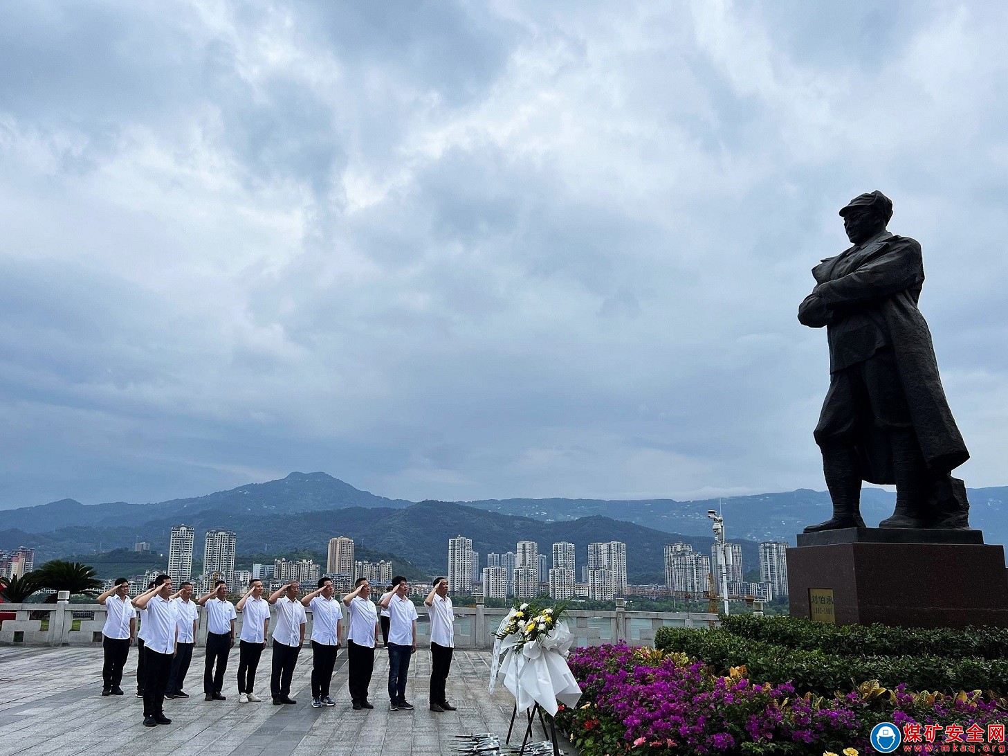 重慶氣礦開州作業區組織開展“傳承紅色力量 永葆軍人本色”主題活動