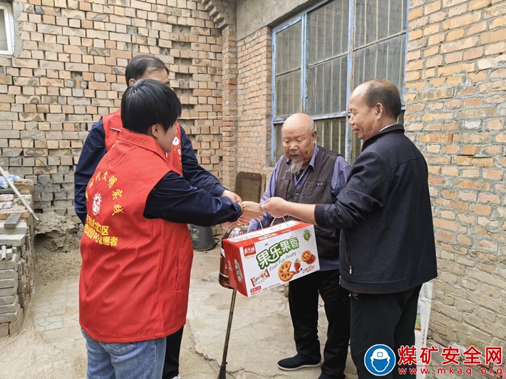 寧煤公司洗選中心“線上線下”做活青年志愿者服務