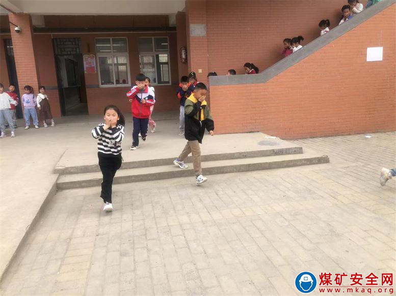 安徽廬江：郭河鎮明德小學開展消防安全教育活動