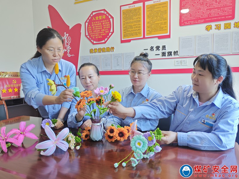 “佳美”花卉獻母恩