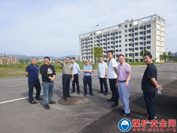 達州管理中心“向管理要效益”奮力實現“雙過半”