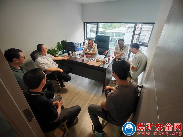 川煤物產攀煤工程建設分公司與四川天時利建設工程有限公司簽訂戰略合作協議