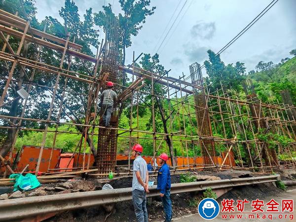 川煤物產攀煤工程建設分公司開展國慶期間安全檢查工作?